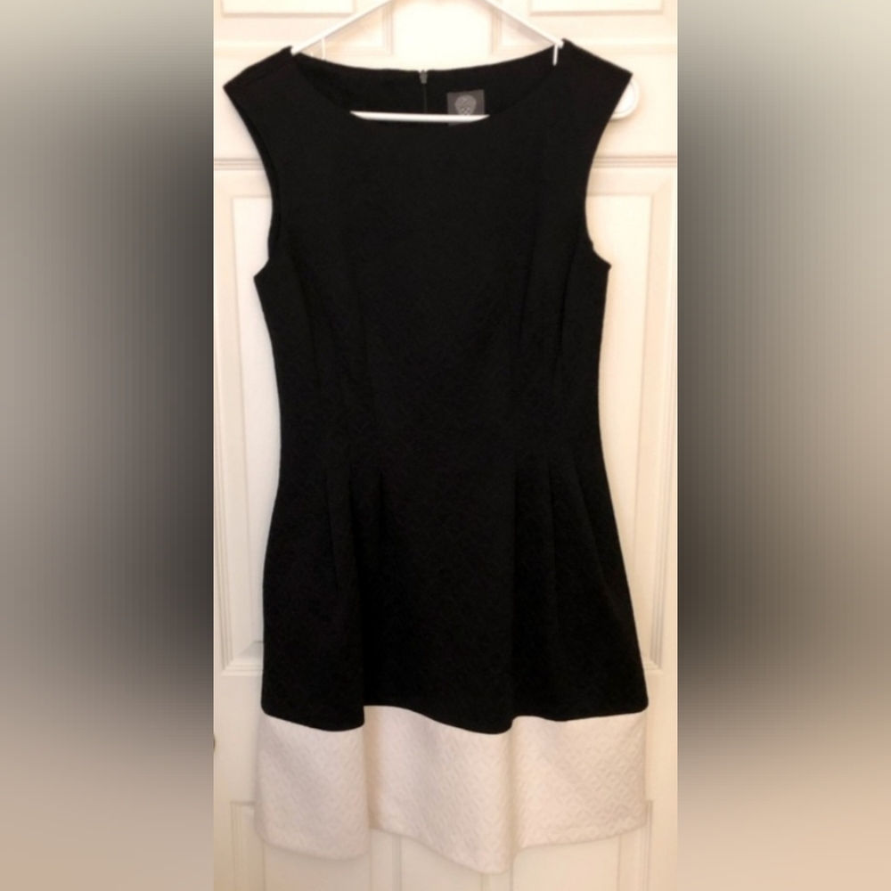 Vince Camuto Black and White Stretchy Flare Dress Size 10